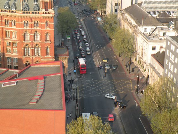  début de soirée sur Euston Road